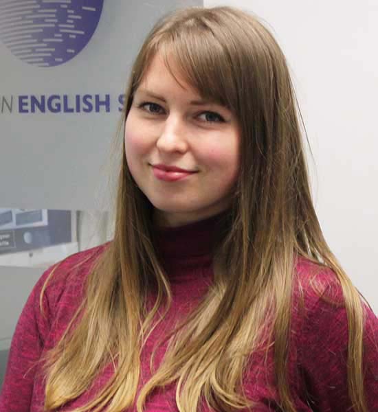 Monika Saadi - Teacher